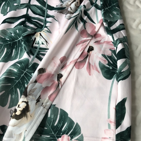 Fashion Nova Halter Dress - Picture 2 of 6